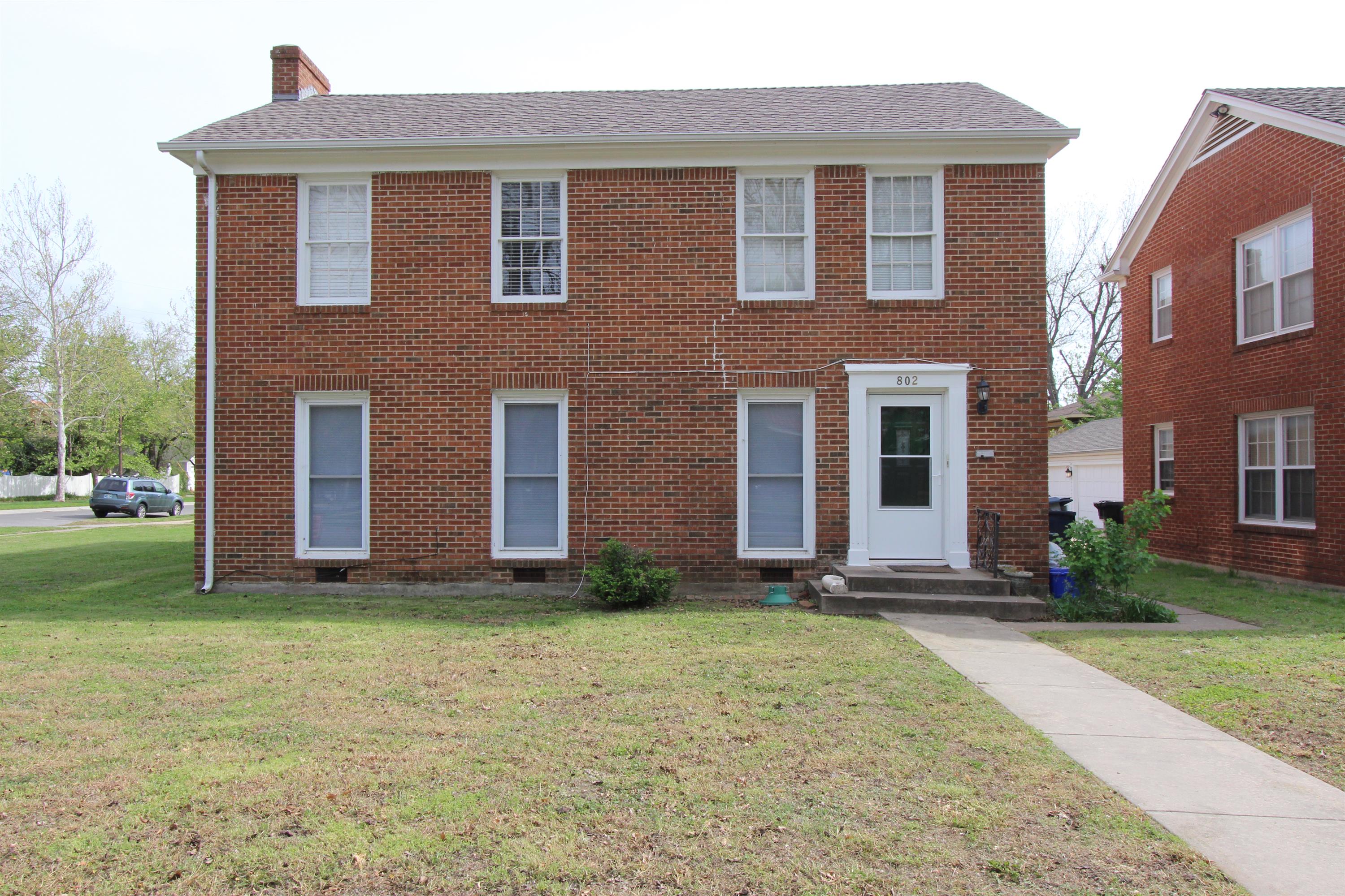 802 1/2 NW 15th ST - 1