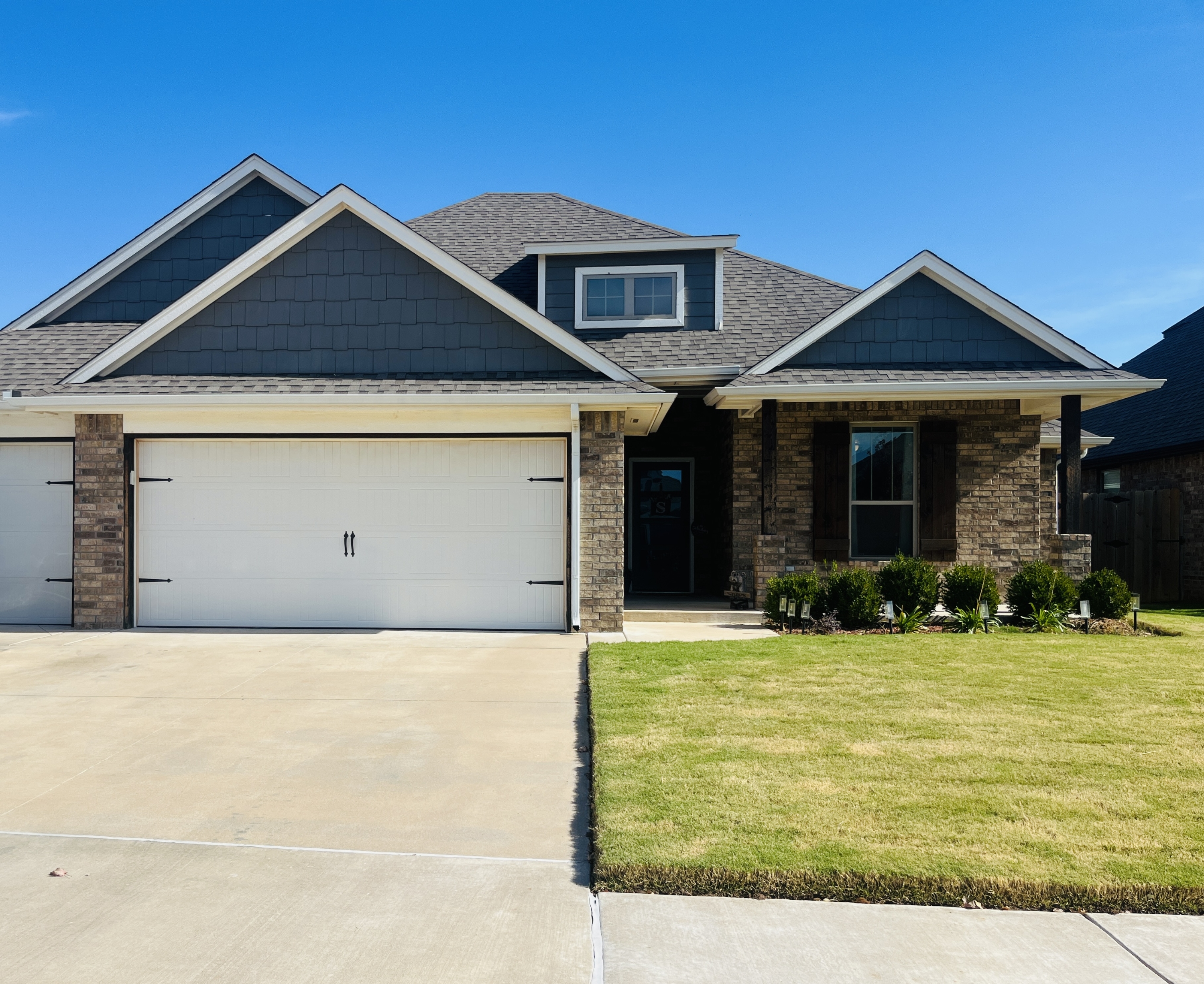 11824 Loren Brook Lane